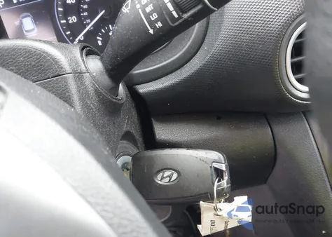 2020 Hyundai Kona Se z USA, uszkodzony, nr VIN KM8K12AAXLU445542